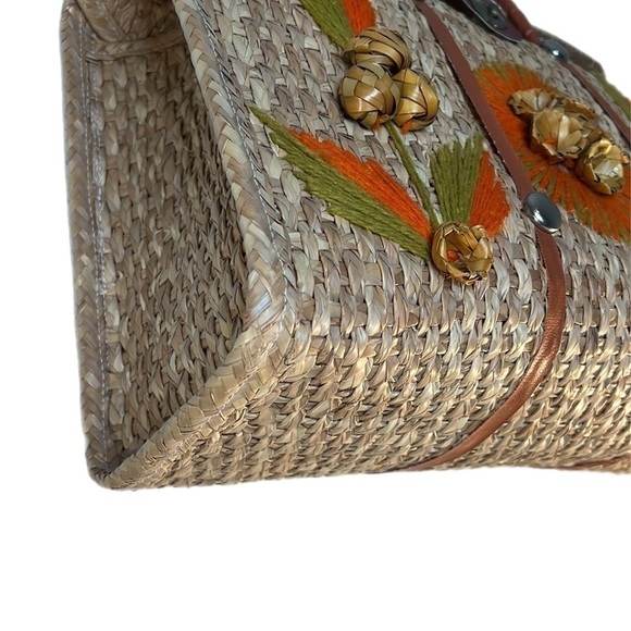 Ex Vintage 70s Boho Straw Handmade Taxco, Mexico Floral Embroidered Tote Handbag - Picture 10 of 14